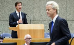 Regerings Formasie in Nederland hak Oudergewoonte Vas Omdat Konserwatiewe Stemme Weereens Afsy Gestoot Word deur Reënboog Koalisie!